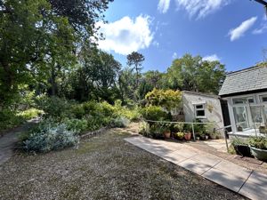 Photo 35- click for photo gallery